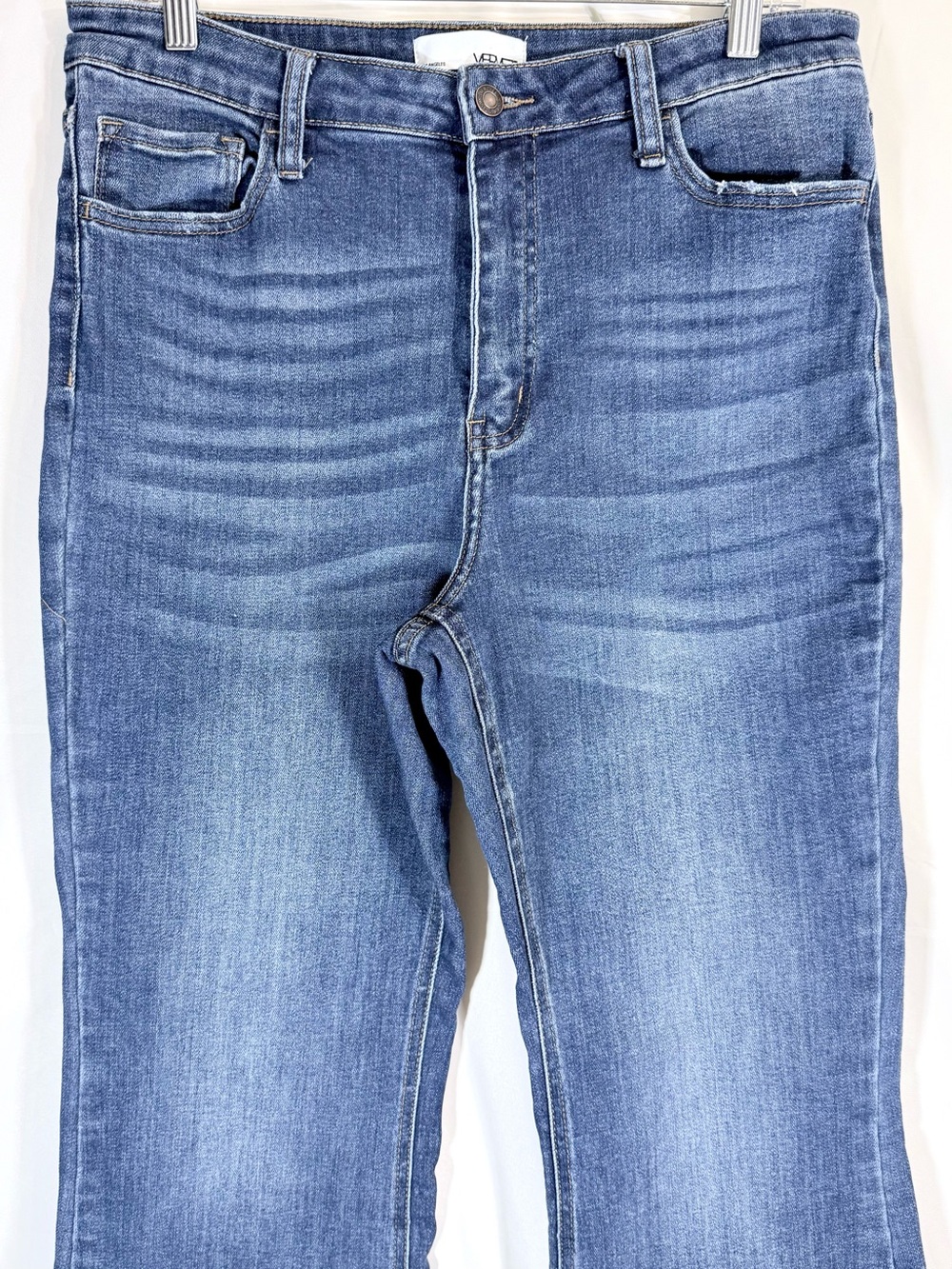 Vervet High Rise Flare Jeans With Side Slit Hems And Frayed Hem Size 32 - Picture 4 of 12